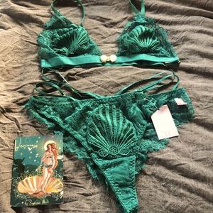 Empress Mimi Venus Lingerie Set